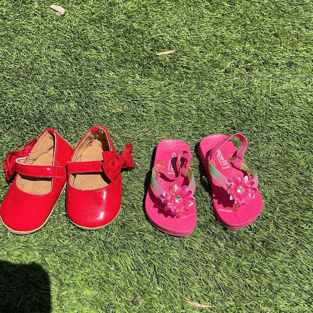 Girls Shoe Lot Red Mary Jane Dress Shoes & Pink Light-Up Sandals Size 4-5